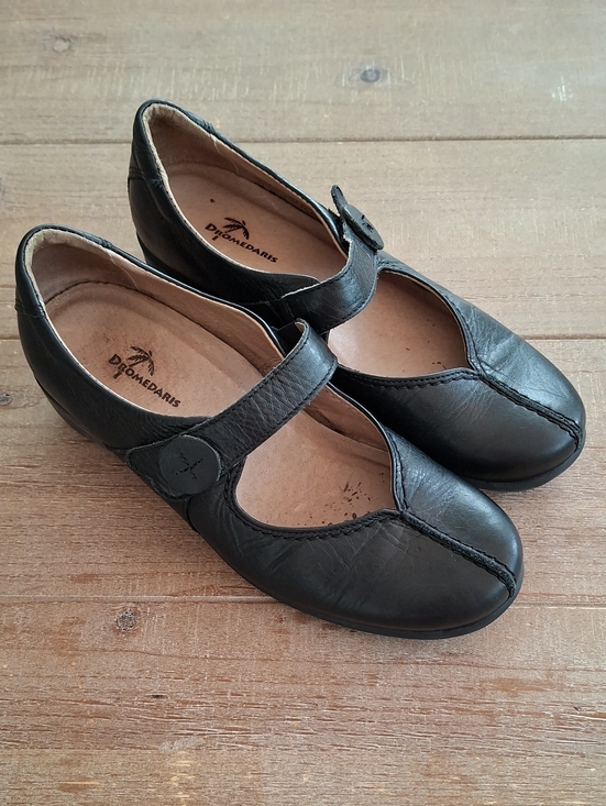 Dromedaris Shoes - Dromedaris Classic Black Leather Quality Blanket-stitch Mary Jane Flats (EU 37)